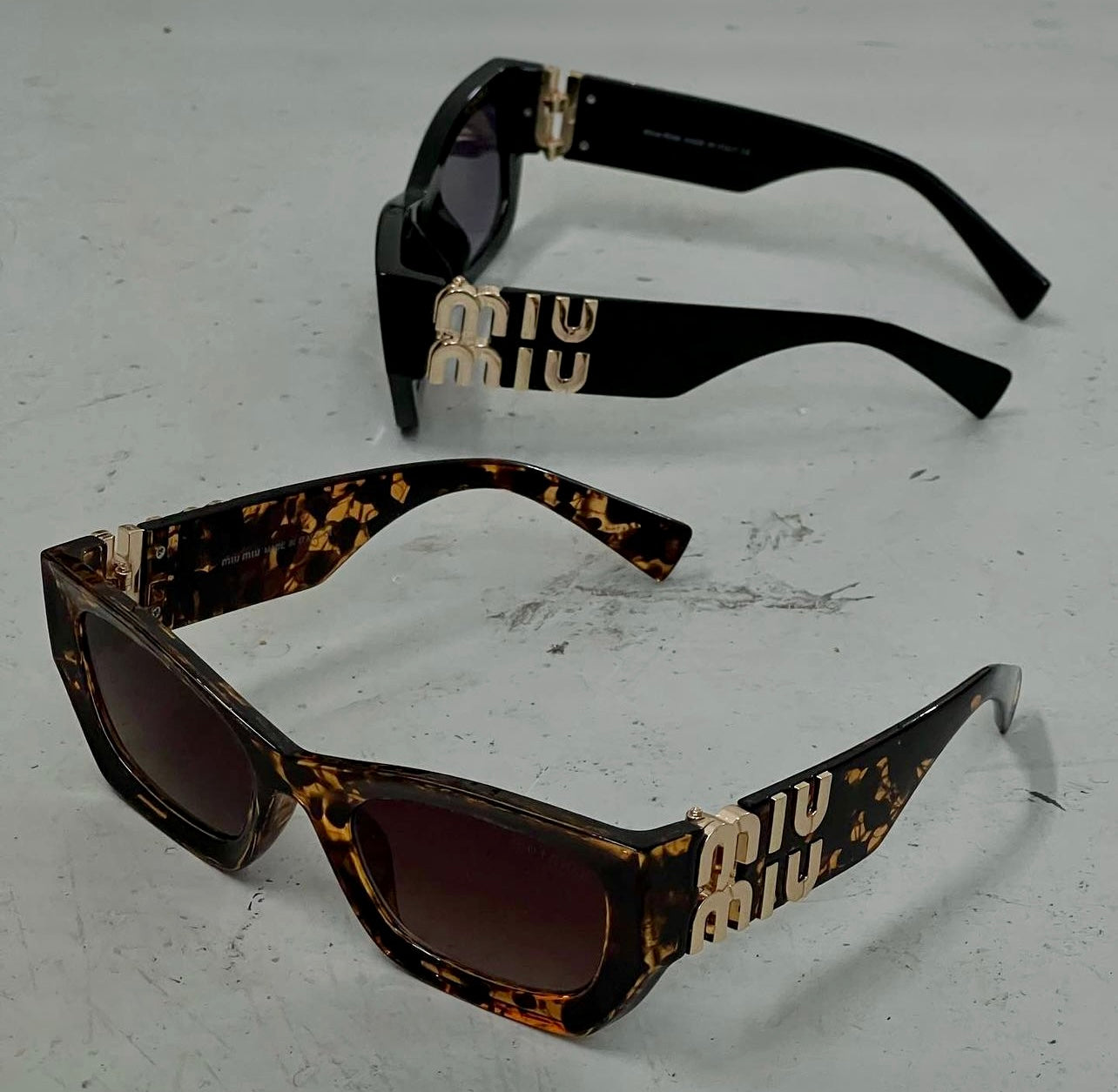 M SUNNIES