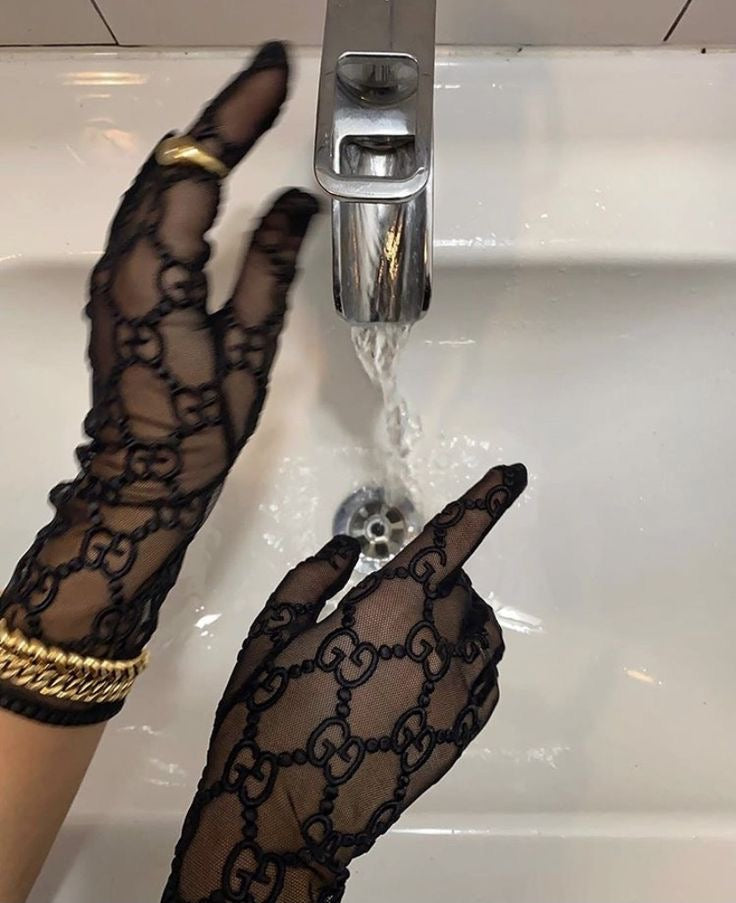Lace gloves