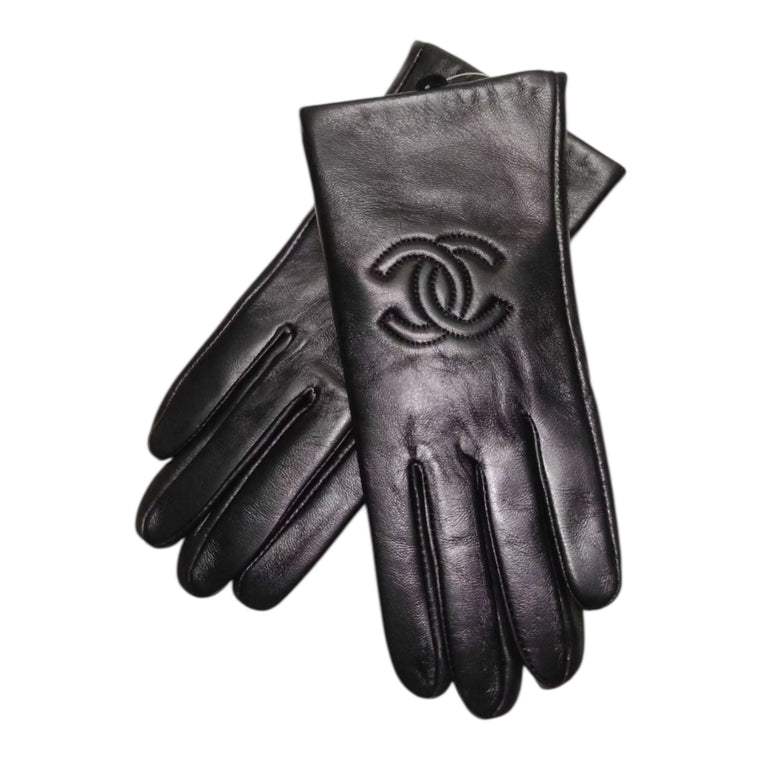 Leather gloves