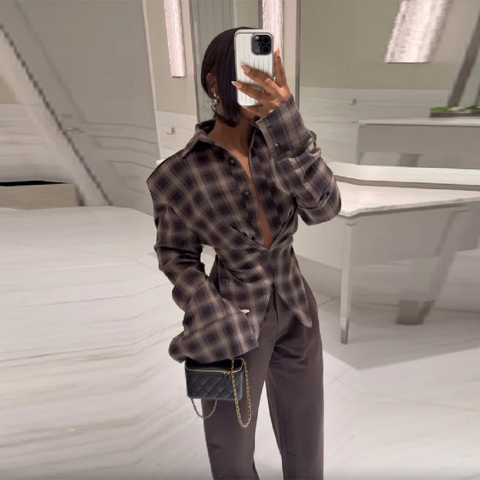 Snatched checkered blouse